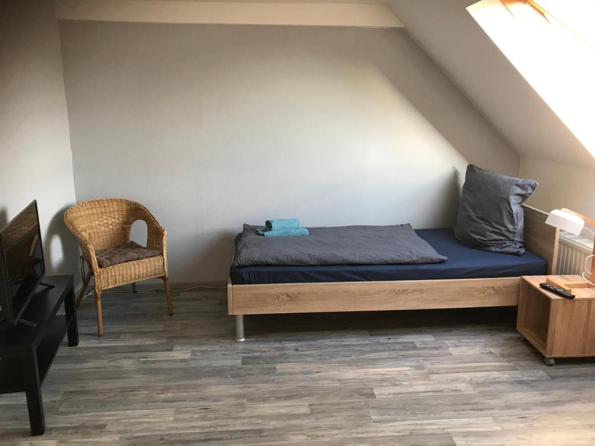 Monteur - Privat Zimmer Langerwehe Geich المظهر الخارجي الصورة
